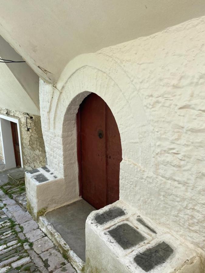 Lula Guesthouse Gjirokaster Ngoại thất bức ảnh